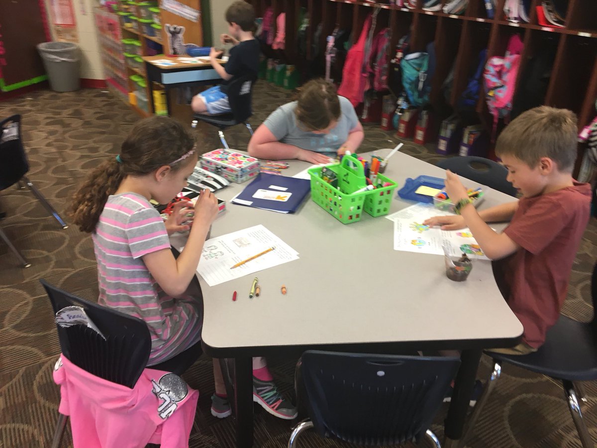 MrsWhite41's tweet photo. Celebrating Earth Day while reading and enjoying our dirt cups with worms! https://t.co/2CZtV5dmN6