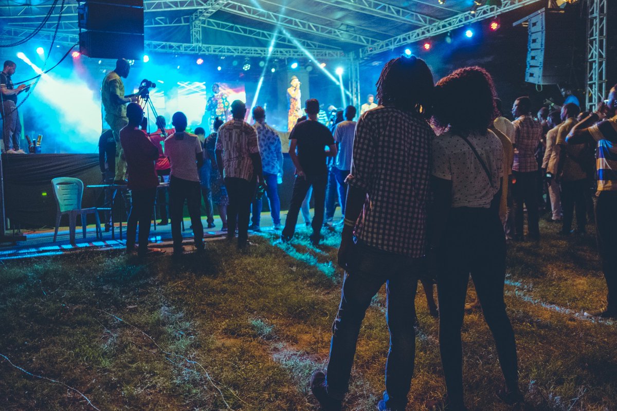 paystack's tweet photo. "The thing that inspires us to keep going is the audience. The sparkle in their eyes and the joy they radiate when watching a captivating performance." - Ade Bantu #PoweredByPaystack 📸 by @mohinii_u https://t.co/lARgQV8CKa