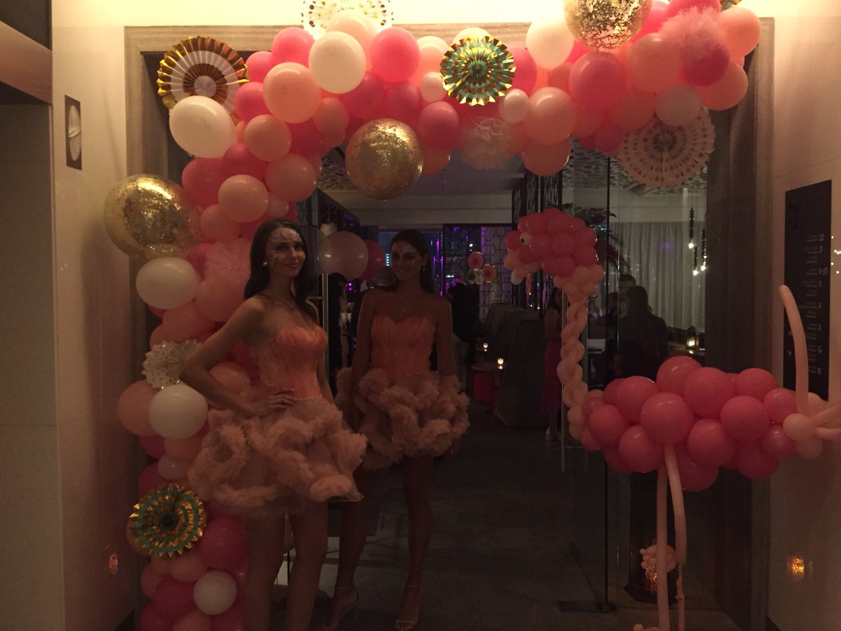 KatrinM9's tweet photo. Let’s FLAMINGLE at the Renaissance Downtown Dubai. #MembersGetIt https://t.co/zVDMrIHaAY