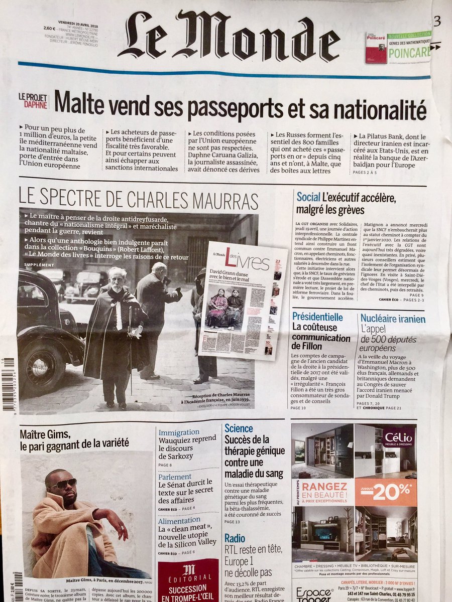 lirelasociete's tweet photo. #FilledeRevolutionnaires en page 3 de l'édition du Monde du 20 avril 2018. @laurence_debray triple lauréate de la #JLP2018 #LivrePol @EditionsStock @lemondefr https://t.co/EBYWpgSjvJ