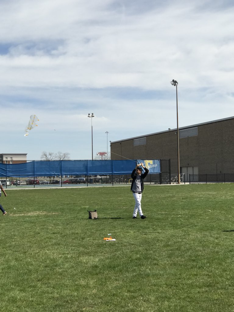 kouwenga's tweet photo. It’s a perfect day to fly kites.  It’s been exciting to help juniors and seniors in high school fly a kite for the first time in their lives.  #itsnevertoolate https://t.co/g8x5wP3rDq