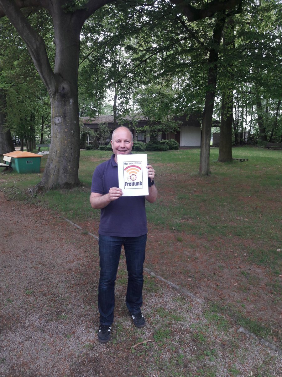 FreifunkGG's tweet photo. Der #Tennisclub in #Kelsterbach hat jetzt auch #Freifunk! \o/ https://t.co/7i3qsbkQAk