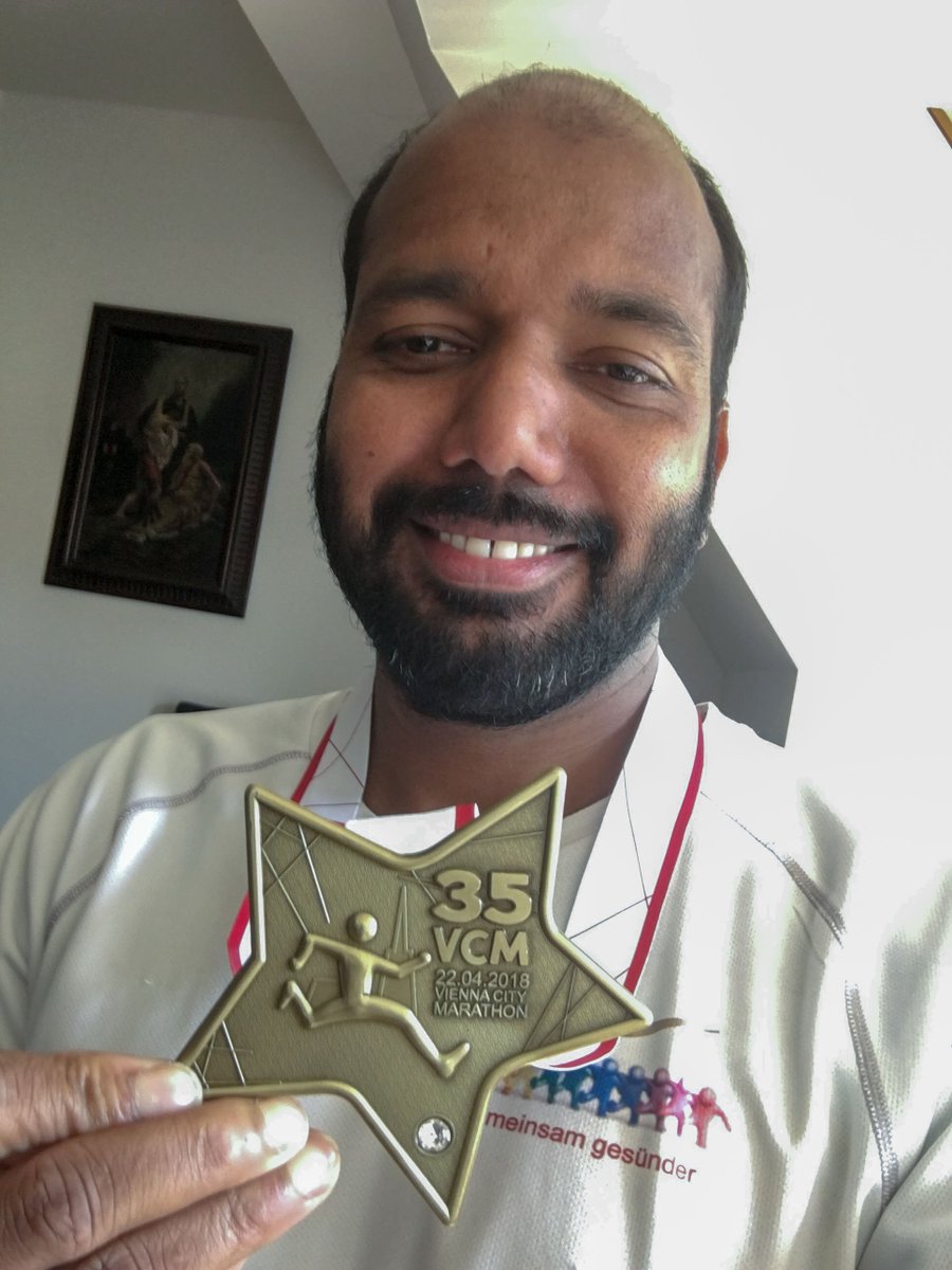 BBrueder's tweet photo. MARATHON
Am 22. April fand der #ViennaCityMarathon statt. Bereits zum dritten Mal lief Frater Johnson Sebastian Arackel mit. Die volle Marathondistanz bewältigte er heuer in 3:52.49. https://t.co/aa6P6f0pmC