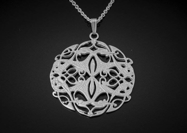 TainSilver's tweet photo. This Mull Round Pendant  Silver (Medium)  is a piece from Tain Silver's growing selection of handcrafted silver jewellery. Each item is created with care and attention to detail. Tain Silver designs take inspiration from ancient Celtic texts, pictish leg… https://t.co/kwa2tuLttr https://t.co/1PC3TvVpFf