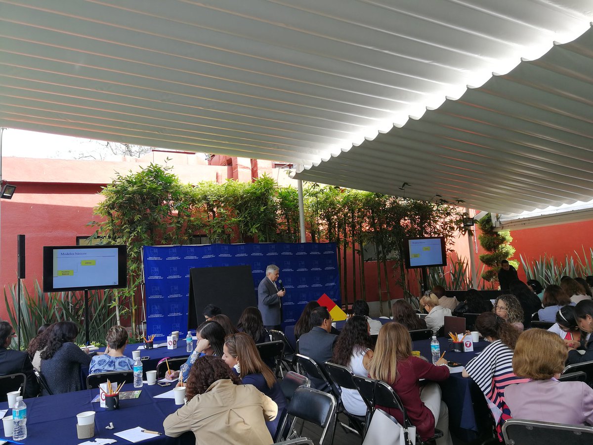 UPMexico's tweet photo. "Asesoramiento o consulta es un modelo indirecto donde un profesor interviene individualmente para formación integral del alumno como persona" Dr. Rafael Bisquerra #Advisory #SMARTCenterUP #AsesoríaAcadémica https://t.co/Fu3MxKTHfK