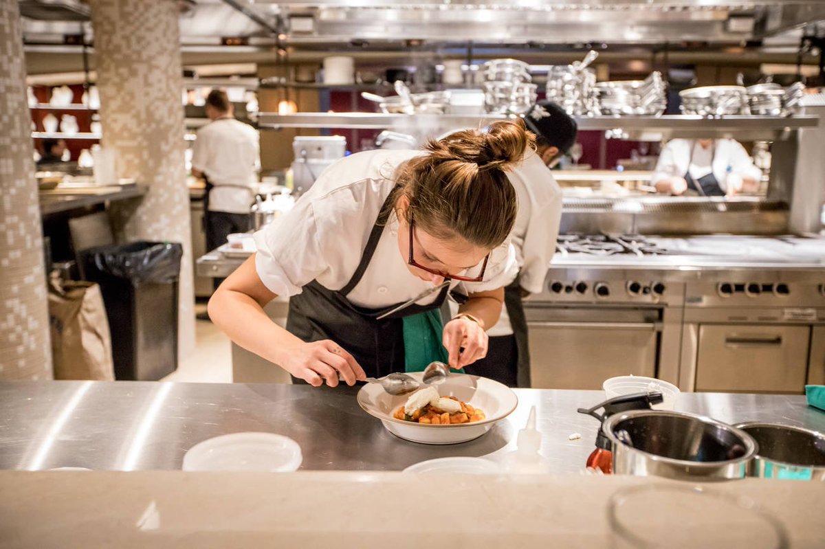 The people behind some of #Toronto's favourite Italian restaurants just opened something new bit.ly/2vE6I7N