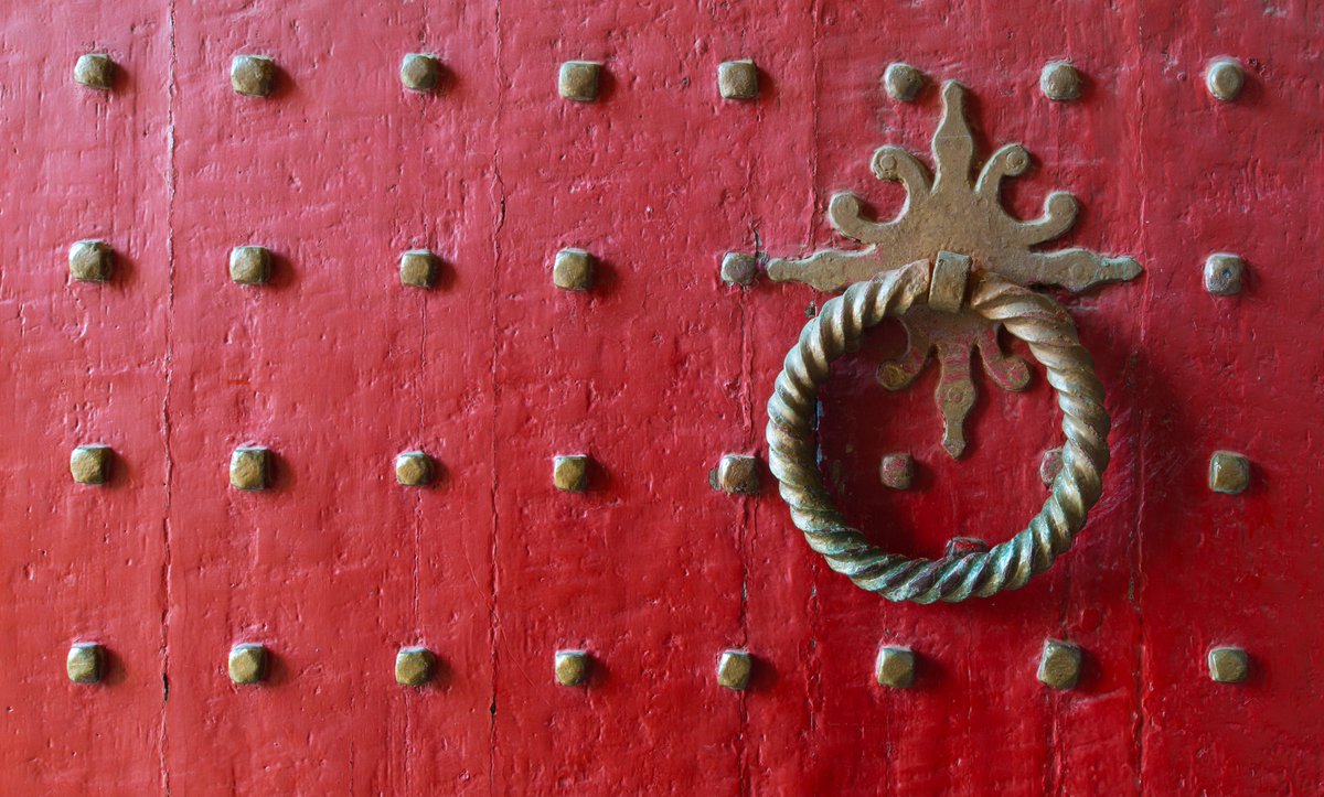 WinchFestival's tweet image. We're so excited with just over a week to go until our 2018 #ProgrammeLaunch! Can't wait to divulge all the fabulous musicians, speakers &amp;amp; events for our 21st year (6-14 July). Here's a sneak preview of our brochure... #Winchester #Arts #Festival