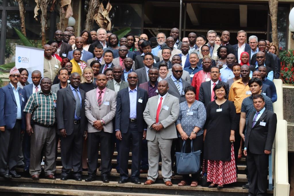 GLTNnews's tweet image. The Country Learning Exchange Wraps up, with a wealth of experiences from  Iraq, Sudan,  DRCongo, Nepal, Uganda, Zambia, Philippines, Laos PDR, Kenya shared. #GLTN7PM2018 #tenuresecurity #secureland #landandSDGs #GLTNPhase3