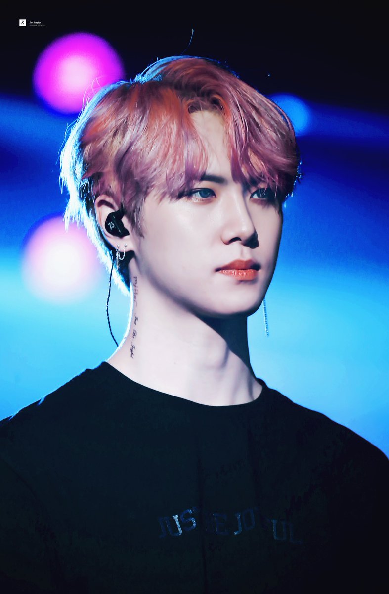 d_073_k's tweet photo. 180422 에필로그 콘서트
https://t.co/0oumDGec8U
https://t.co/hHBCwW3mnn 
#김동한 #동한 #jbj #Donghan https://t.co/8QoxymeXgY