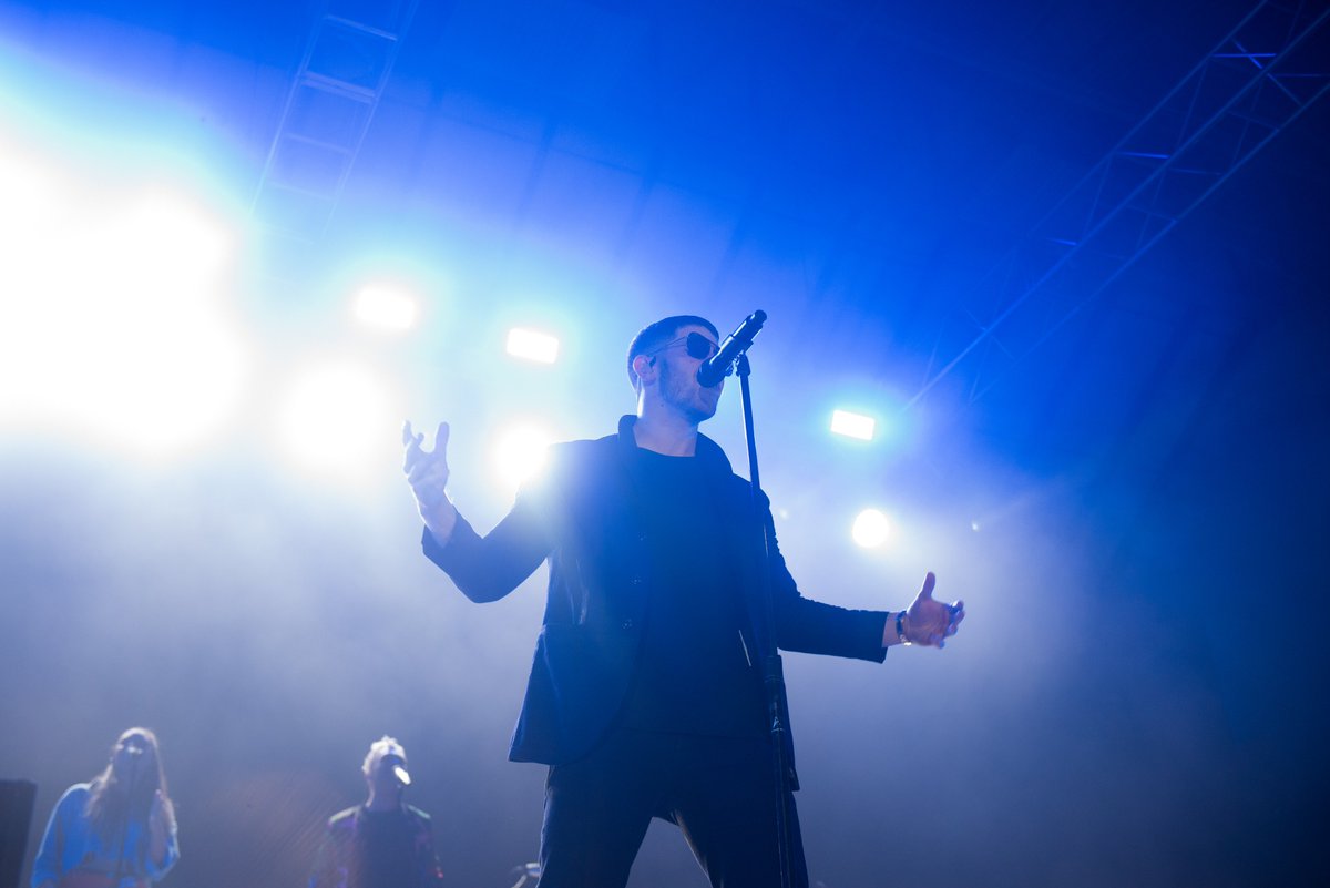 Last night <a href="/nickjonas/">Nick Jonas</a> and <a href="/KrisAllen/">Kris Allen</a> brought the house down at the UCA Farris Center! Thanks to the <a href="/UCA_SAB/">Student Activities Board</a> for making it happen! Follow <a href="/ucabears/">University of Central Arkansas</a> on Twitter for more photos from the show!