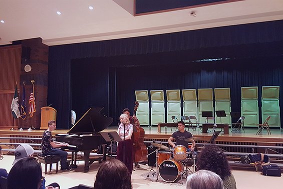 ShenNews's tweet photo. Jazz vocalist Kim Nazarian of the New York Voices presented master classes for Shen High School music students in the HS East auditorium. https://t.co/eA06pl6Kk2