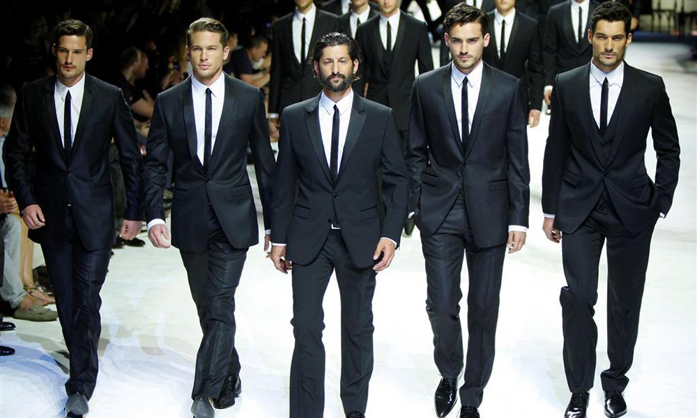 La Spola (@laspola1) on Twitter photo E’ #Firenze la sede scelta per “Moda. L’Italia fa scuola”, l’incontro sulla formazione di moda in Italia in programma l’8 maggio alla Borsa Valori della Camera di Commercio bit.ly/2vyB5fS #moda #fashion #formazione <a href="/Andrea_Cavicchi/">Andrea Cavicchi</a> <a href="/DarioNardella/">Dario Nardella</a> <a href="/PromoFirenze/">PromoFirenze</a> E’ #Firenze la sede scelta per “Moda. L’Italia fa scuola”, l’incontro sulla formazione di moda in Italia in programma l’8 maggio alla Borsa Valori della Camera di Commercio bit.ly/2vyB5fS #moda #fashion #formazione <a href="/Andrea_Cavicchi/">Andrea Cavicchi</a> <a href="/DarioNardella/">Dario Nardella</a> <a href="/PromoFirenze/">PromoFirenze</a>