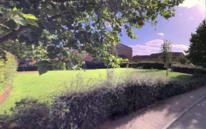 cib2282's tweet photo. @bexleynews This doesn't look like 'brown' field... More like #green #openspaces in #WildeRoad #NorthHeath DA8 which @bexleynews Cllrs voted to dispose and BUILD UPON!
Let's #StopTheSpin and #TellTheTruth
#SaveOurParks #BEXLEYCCTV #Bexley https://t.co/6bX7nyUKqo