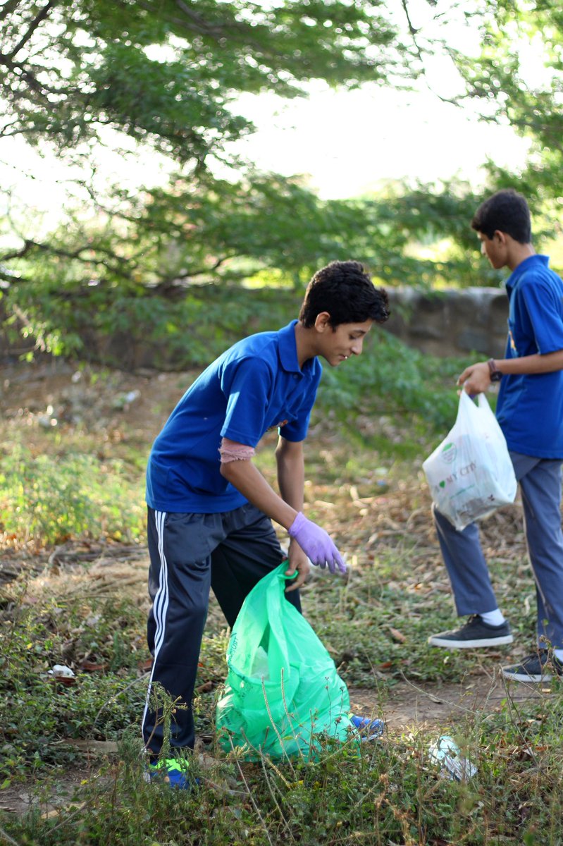 RunClubIndia's tweet photo. “Run and clean “ Chandigarh #runandclean #Chandigarh #Plogging #SwachhBharatMission #SayNoToPlastic #stoplittering https://t.co/zEVo1bZEYJ
