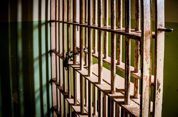 News24's tweet photo. KZN man sentenced to life imprisonment for rape of 6-year-old niece | @ChristinaPitt94 

https://t.co/l6hQgCRuq6 https://t.co/m1ErGOb5iV