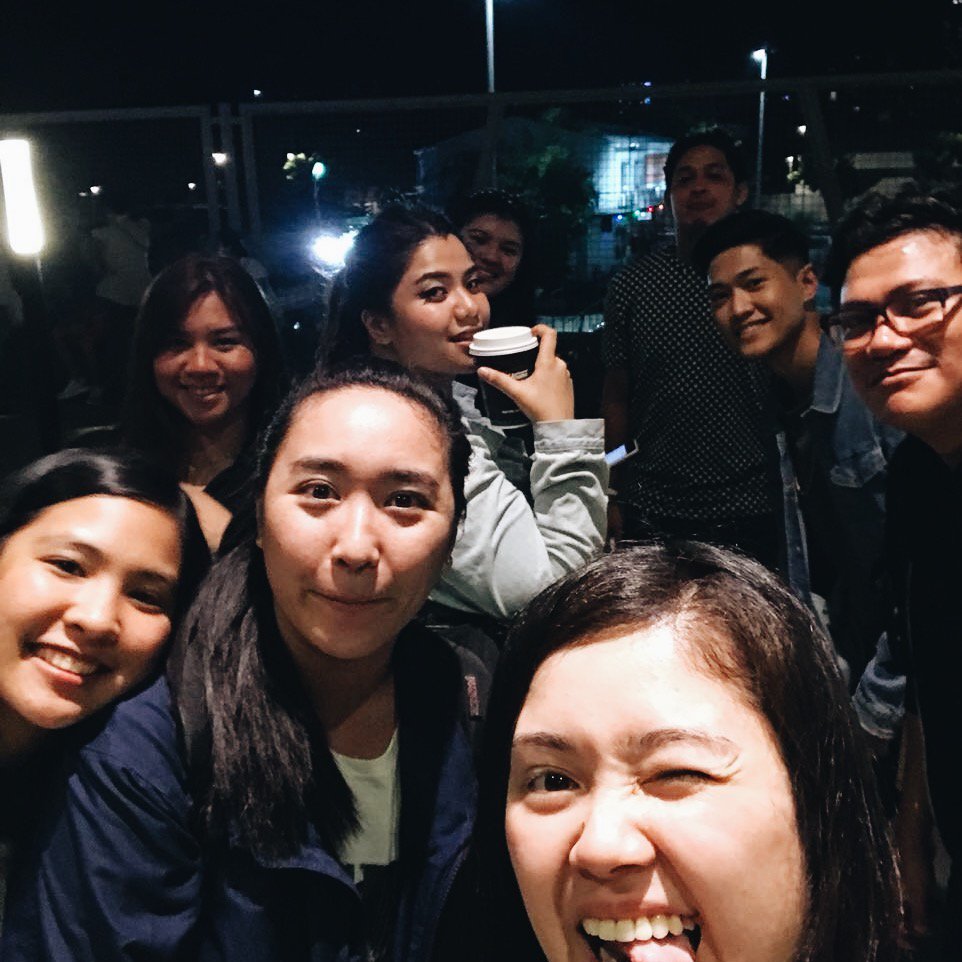 BeaRegala's tweet photo. We were so loud guys I can’t believe we didn’t get kicked out. Hahaha! Grade school reunion 🤪 #BronzeForever #SSFI
@bforbernz @superPAUerful @hazeyswazey @Angelo_Galindo @Gedjii ++ ✨ https://t.co/6BotwamRVf