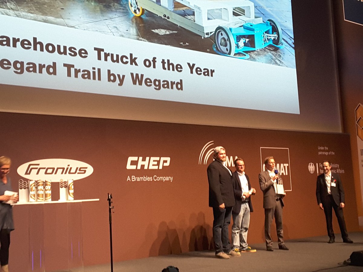 HolgerSeybold's tweet image. Live vom #IFOY Award 2018: Das gab's noch nie! Ein zweiter Sieger in der Kategorie Warehouse Truck ist Wegard mit dem Wegard Trail. Wir gratulieren ganz herzlich!
#vfv18 #CeMAT #CeMAT18
