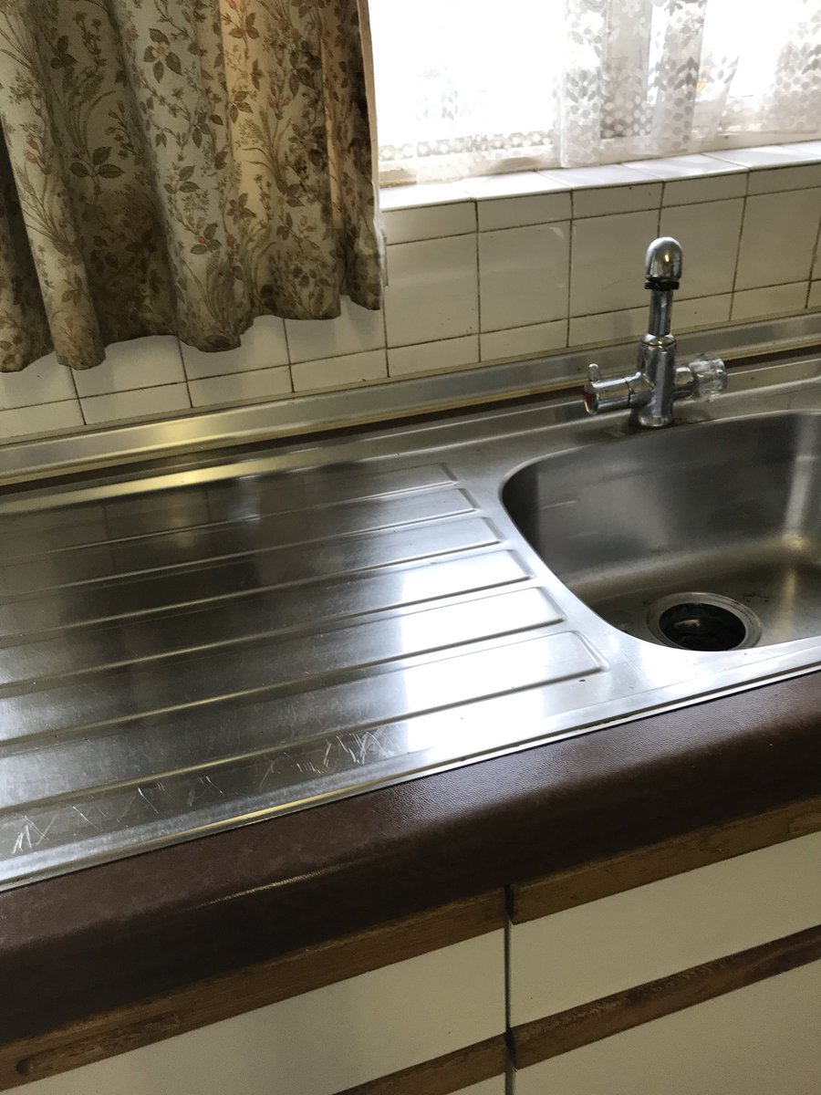 RustingtonClean's tweet image. #extremecleaning #hoarder 2/2 #previoustweet dm for quote