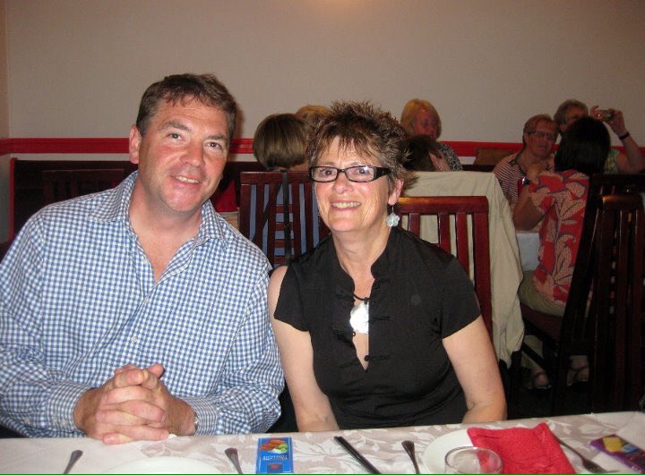 sanshui596's tweet photo. Couple of #photos of Hugh looking relaxed at a Chinese restaurant meal near the Thomas a'Becket
#in2010 #worthing #Sussex #chineserestaurant #meal #chopsticks #speeches #twofarewells #StBs #CEO #DorothyBurgess and #JackieCranefield. @StBarnabasHouse https://t.co/xNCk2Ie7pi