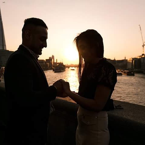 TriLionPros's tweet photo. Throwback to this epic proposal @TowerBridge 

#proposal #engaged #surprise #bridetobe #photography #photographer https://t.co/NVCzgA8pGa