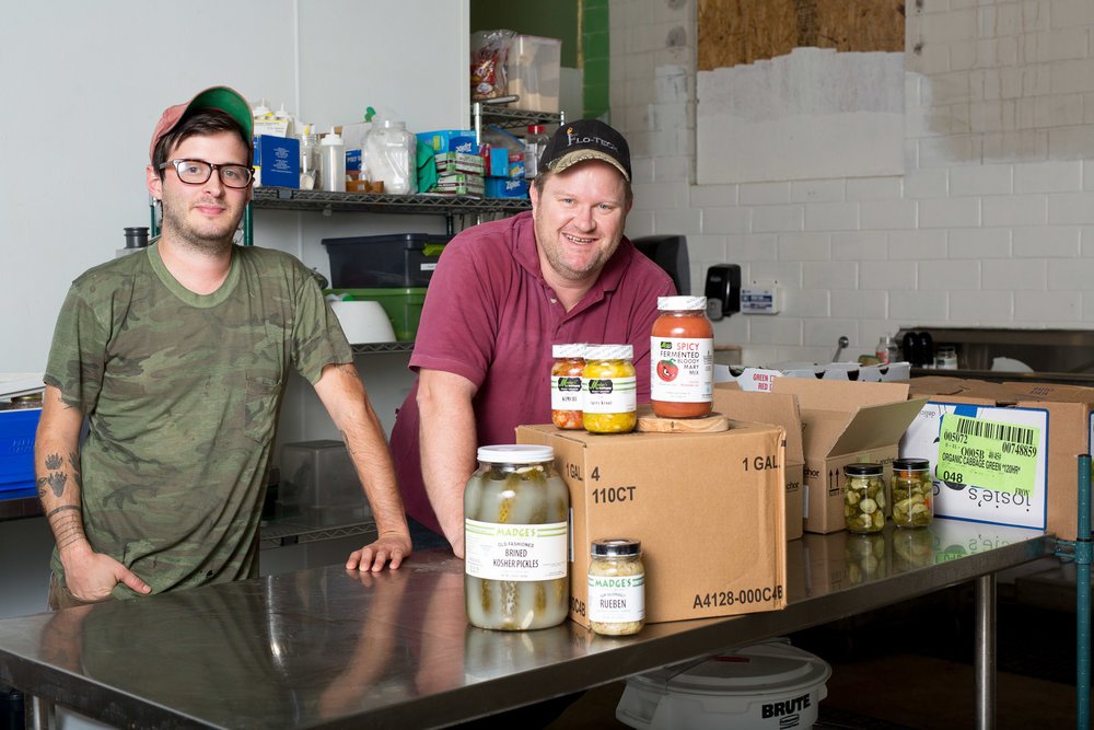 babiesNstuff's tweet photo. #LocalSprout #FoodHub launches Weekly indoor Farmer's Market April 25. Also classes on gourmet food production from local experts. #gardening #eatlocal #sustainable #SATX https://t.co/pxXNU4s2pl https://t.co/Np9Bf0fl8t