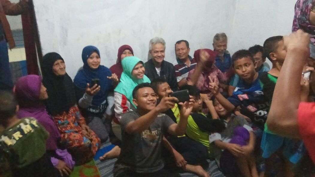 Selamat datang di Blora, malam ini Pak <a href="/ganjarpranowo/">Ganjar Pranowo</a> bermalam di Sorogo Cepu, besok akan ninjau Pasar Cepu, Ngloram &amp; Kemantren Kedungtuban