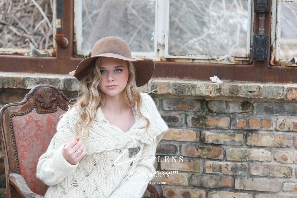mloconto's tweet photo. Beautiful gurl!!  
Senior session today! 512-669-8885 . https://t.co/08er5JS9Bi #austinheadshots #austinheadshotphotographer #austinseniorphotographer #austinseniorportraits #austinphotographer #austinphotography #locolens #atxmodel #seniorpicture⠀ https://t.co/Y9qEfGSIre