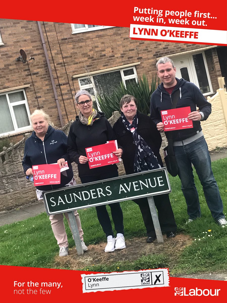 Out on the #labourdoorstep this evening in #Prescot. Lovely to speak with many residents who will #VoteLabourMay3 🌹