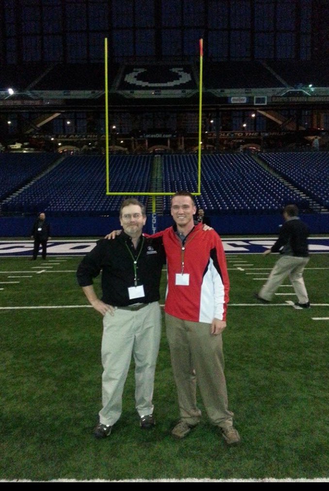 NickMiethe1's tweet photo. The turf industry lost a great one. We will forever honor you, Rich Mullen @rmullen63 #SiteOne #Team735 #FinsUp https://t.co/TzK31pb15i