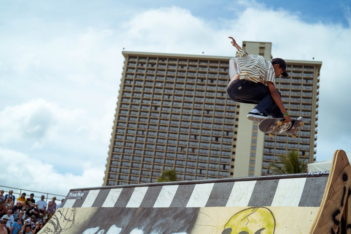 #HellofaParadise was dope. <a href="/thrashermag/">Thrasher Magazine</a> <a href="/adidasUS/">adidas</a> <a href="/Teampainparks/">Team Pain Skateparks</a> <a href="/808skatehawaii/">808 Skate</a> #addidasskateboarding <a href="/willylara4/">willy lara</a>