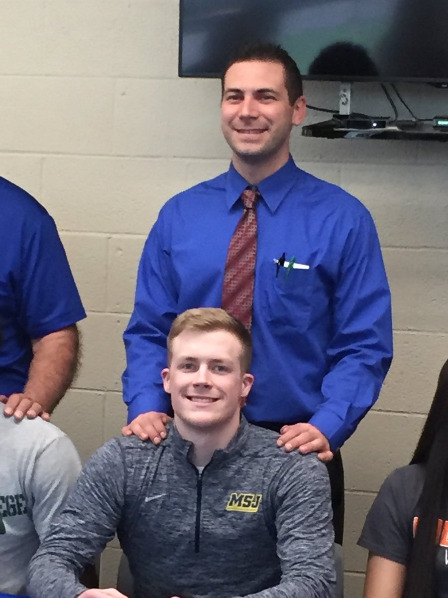 ReadyHoops's tweet image. Congratulations to Senior Brady Thomas @breakn_ankles23 for his official commitment to Mount St. Joseph University! Welcome to the long prestigious list of #ReadyHoops and @ReadyAthletics student athletes moving on to advance their athletic careers at the collegiate level!