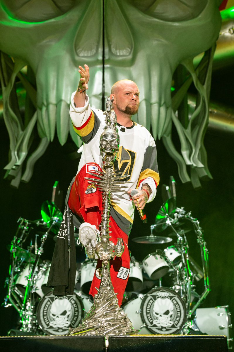 setlistfm's tweet photo. 🎶 @FFDP @LasRageous Day 2 📸: @wayneposner https://t.co/k5FXbnxP3c