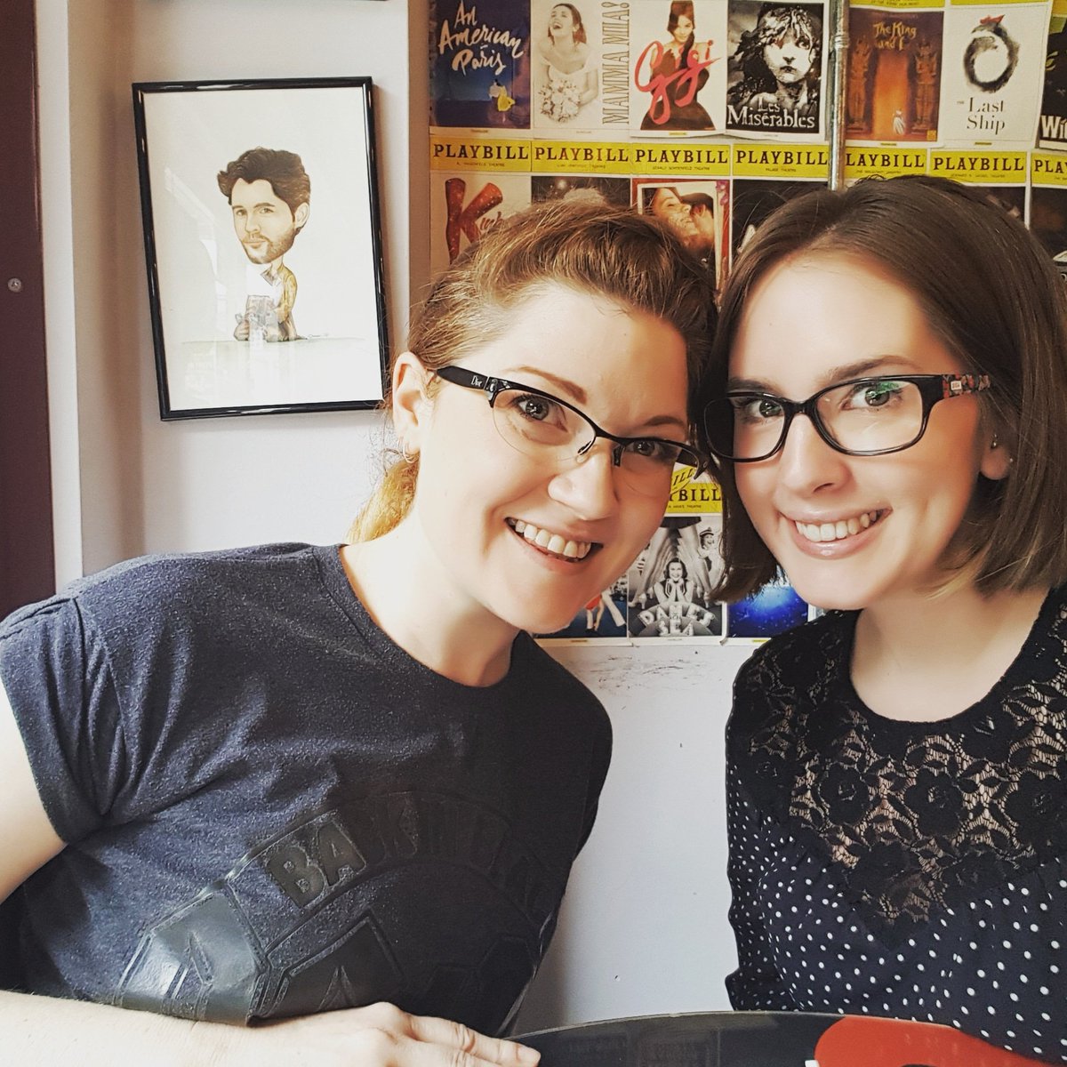 AnneTharby's tweet photo. Always a treat to catch up with @KiraMorsley at @thetheatrecafe ☕🍰❤ https://t.co/lHhVtwIw3c