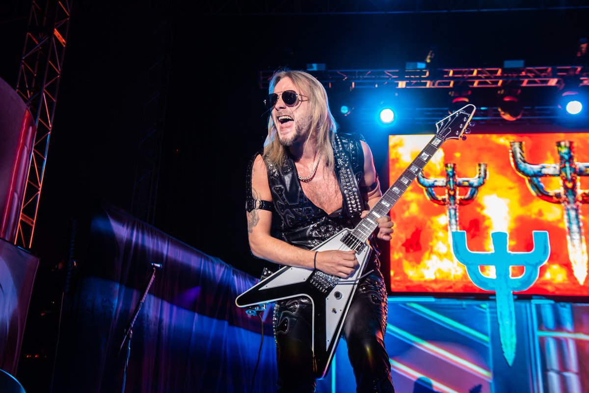 setlistfm's tweet photo. 🎶 @judaspriest @LasRageous Day 2 📸: @wayneposner https://t.co/NVEWYCILxR