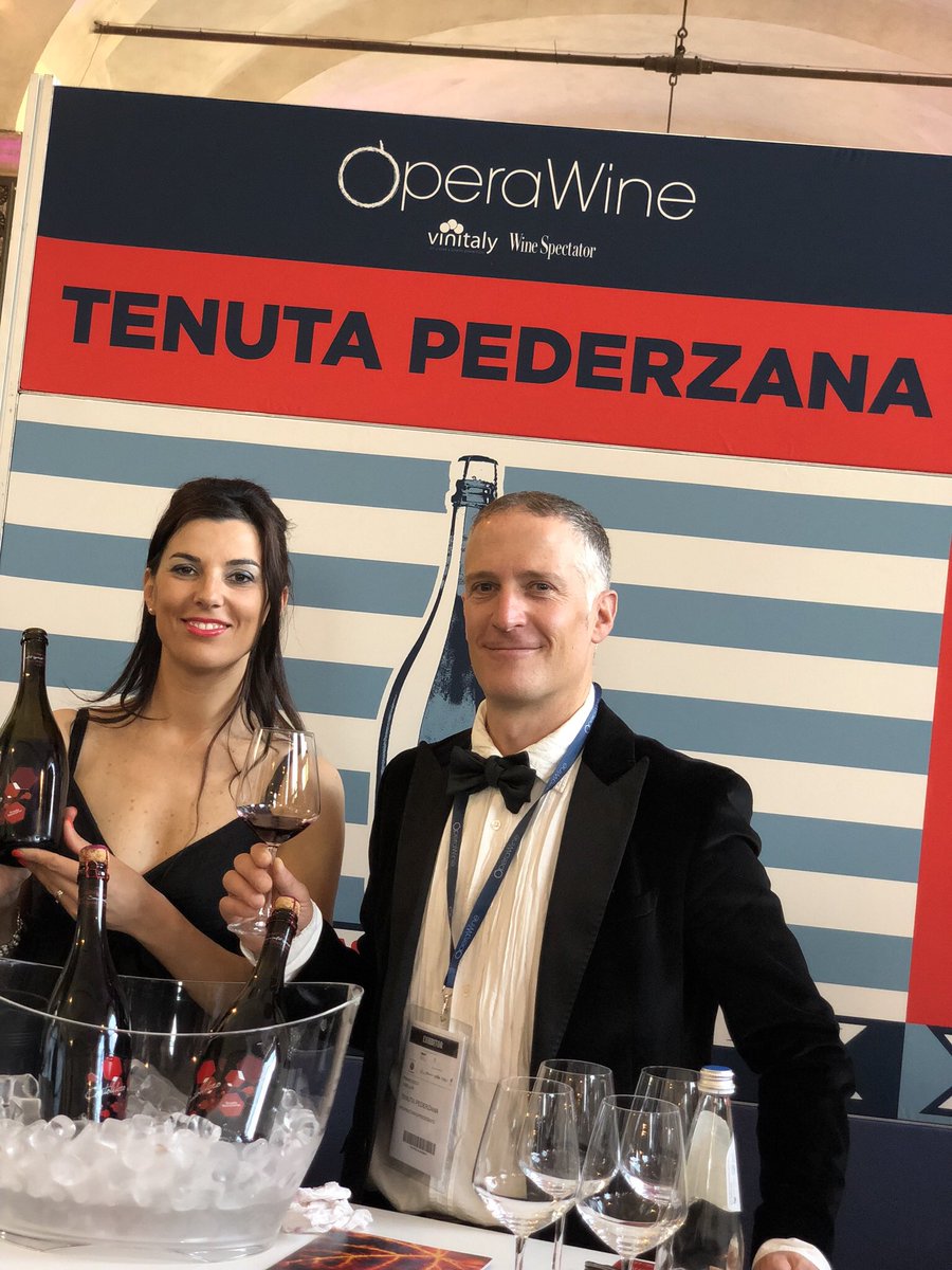 This year the carpet was blue but...it was equally fantastic!!!#OperaWine2018#2018May14#100GreatProducers#Vinitaly#WineSpectator#Cantolibero2015#TenutaPederzana#LambruscoGrasparossaDiCastelvetroDOC#SolignanoVecchio#AnotherGreatDay#