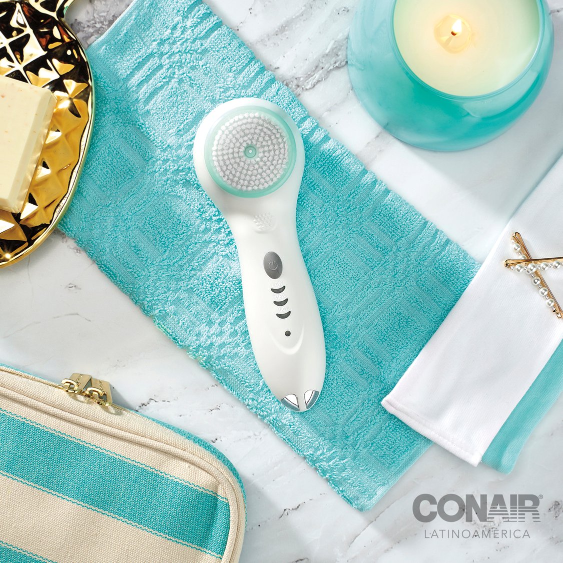 ConairLatam's tweet photo. Luego de un día agotador, te mereces un relajo ✨ Lógralo con nuestro Cepillo Limpiador #TrueGlow 🙌 Renueva, Refresca y Revitaliza tu rostro en poco tiempo #CONAIRLatam #SoyCONAIR https://t.co/HITdxlcu0n