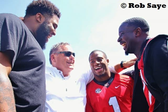 BassinDawg's tweet photo. #Dawgs  Isaiah Wynn, Nick Chubb &amp; Sony Michel share a Laugh with the Best O-Line Coach in the nation, Sam Pittman - at #GDay2018

Photo by Rob Saye

💯🐶🐾 #GoDawgs #GDay18 https://t.co/xcXhh2y7f8