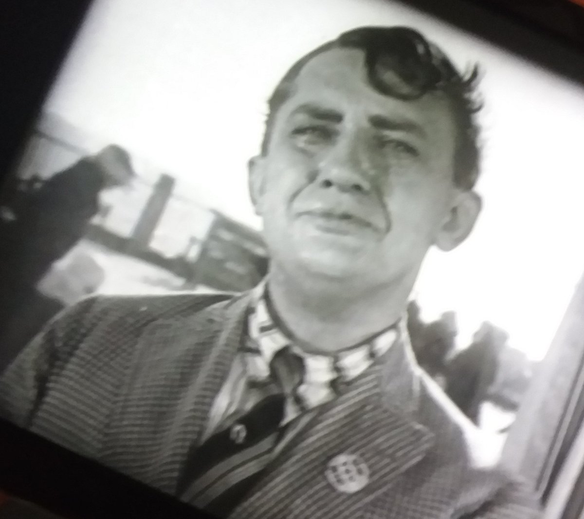 jaydro's tweet photo. Where can I get an "Oh You Kid" button? #Greed #VonStroheim https://t.co/7idAqJgnmp