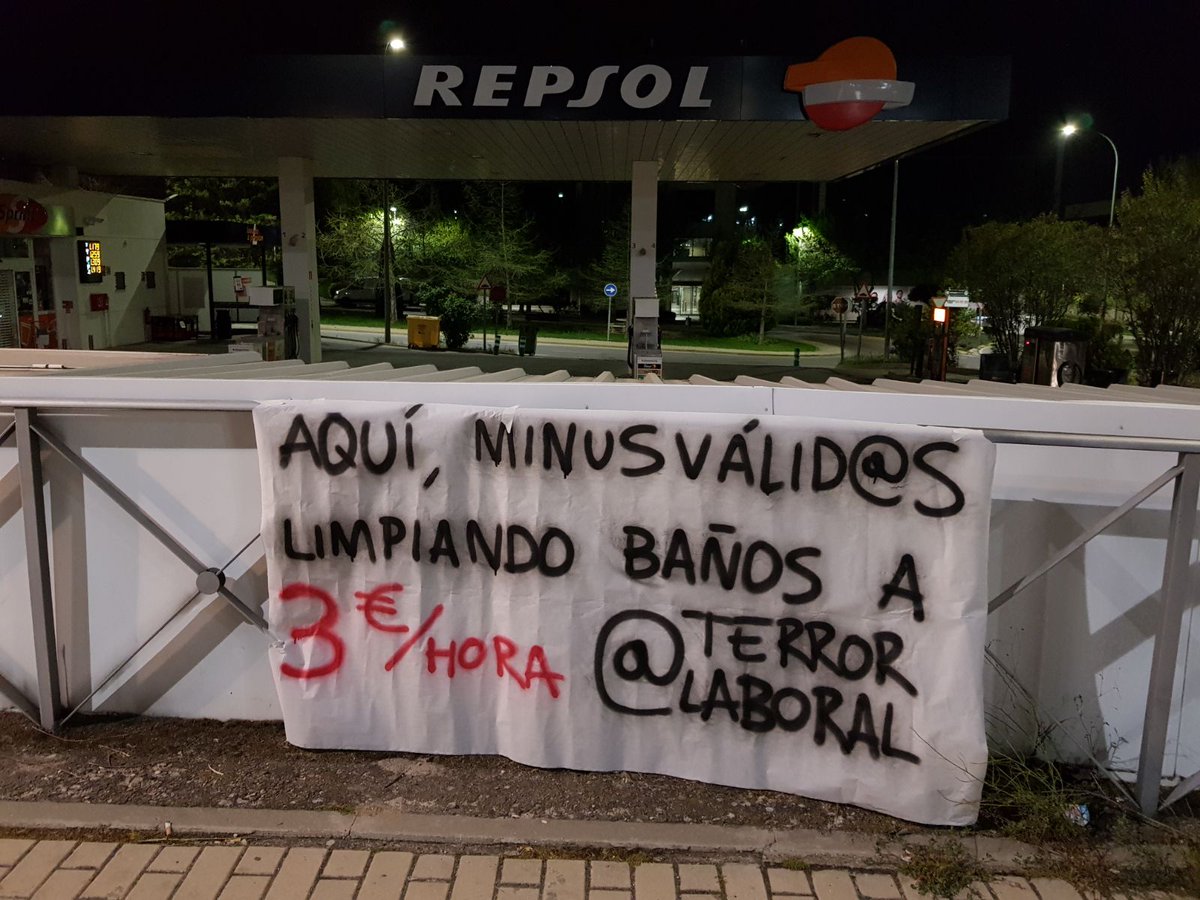 TerrorLaboral's tweet image. ¿Subcontratar servicios o alquilar esclavos? ETTs que trabajan con Repsol pagan 3€/h a emplead@s con discapacidad... Por limpiar baños! Y sin vacaciones ni días de descanso! #TerrorLaboral