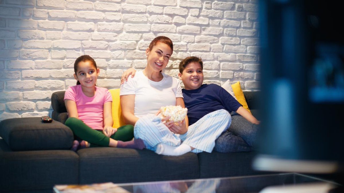 FamilyVideoNet's tweet photo. Good content can still bring families together, Melissa Hunter explains in this post: https://t.co/yTdD8q7lYh https://t.co/GK521e1SaJ