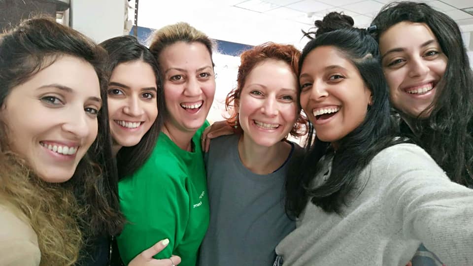 SIAC_art's tweet photo. Workshop with our artist Márta Balla - Teaching special painting  techniques #eggtempera and #encaustic | Kaye Academic College of  Education >> https://t.co/HKcI09Ci3J #Beersheva #Izrael | #MartaBalla #TehillaYosef #IsraelRabinovitz #NofarNaomiLeiba
 | #contemporary #art https://t.co/oHAljsDkk0