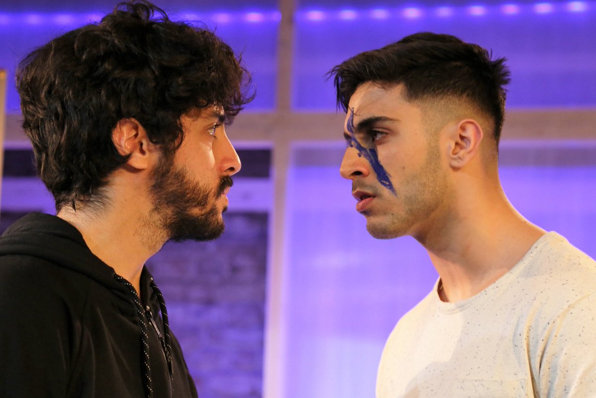 bergersmicer's tweet photo. IthankyouTheatre: Truth and consequences… Moormaid, Arcola Theatre https://t.co/XXcPcpCJjp ⭐️⭐️⭐️⭐️@arcolatheatre #MOORMAID 🖌️🖌️🖌️🖌️#Arcola @SarahAlles @MoeBarEl1 #AliAzhar @chloenelkin #MarionBott #GOSEE https://t.co/rsscArExyN