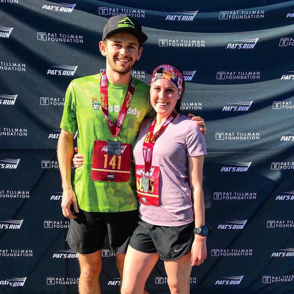 GoDaddyLife's tweet photo. Great weather: ☀️
Good company: ✅
Plus, we got to break in our running shoes.👟👟
A successful #PatsRun2018. 🙌
#GDFIT #GoDaddyLife #GDVET https://t.co/JDUXMPIqZB