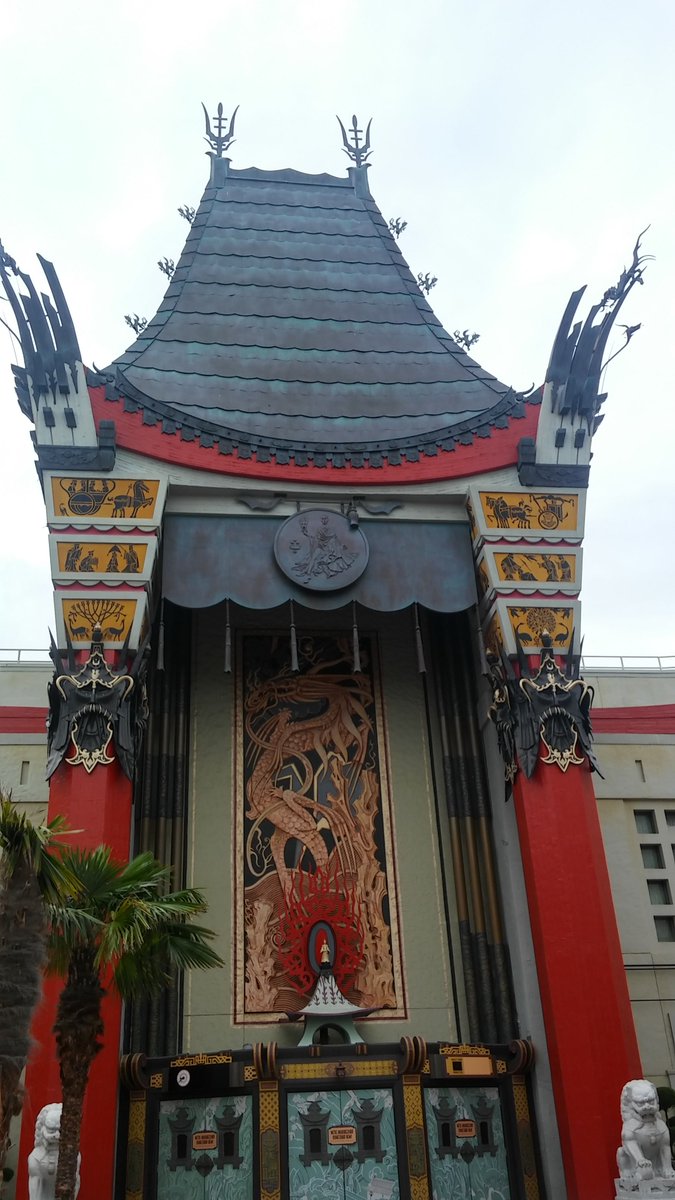 sorceapprentice's tweet photo. Hooray for Hollywood!

#disney #disneyparks #disneyworld #waltdisneyworld #hollywoodstudios #dhs #chinesetheater #picture https://t.co/horPgZbulF