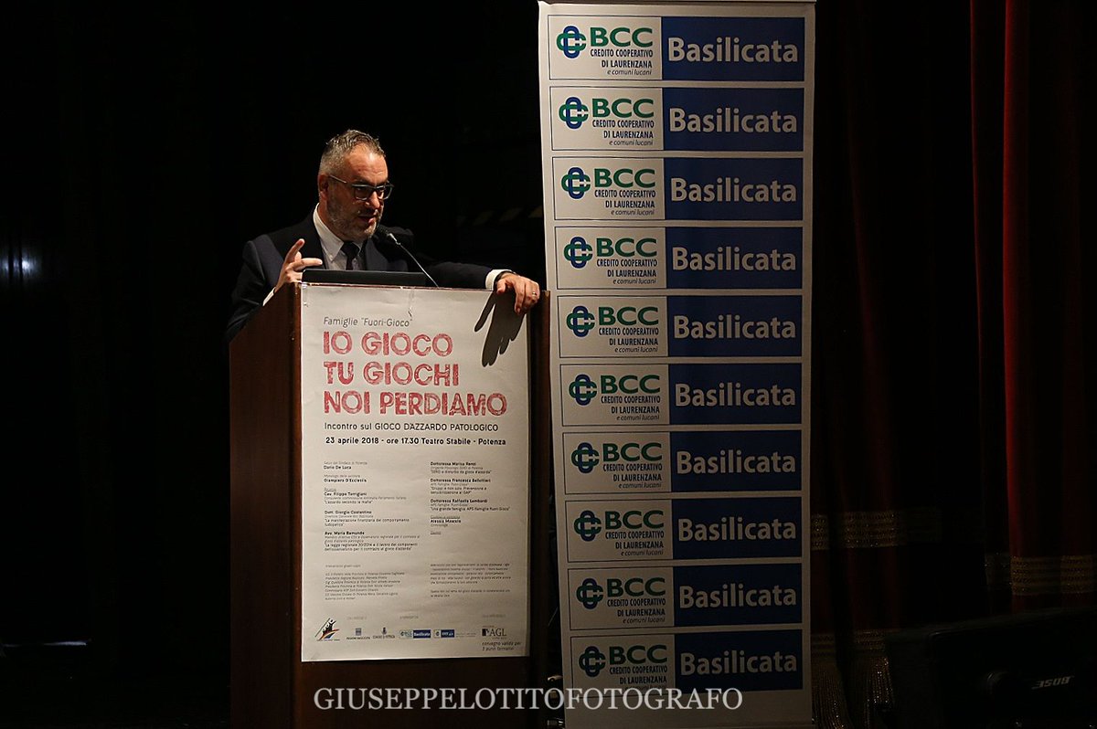 BccBasilicata's tweet photo. Il gioco d'azzardo patologico colpisce in silenzio le persone e le famiglie. Il DG @GiorgioCostant8 spiega, dal punto di vista bancario, come accorgersi di un familiare ludopatico e cosa si può fare, prima che sia troppo tardi. https://t.co/PTnfUFugpm