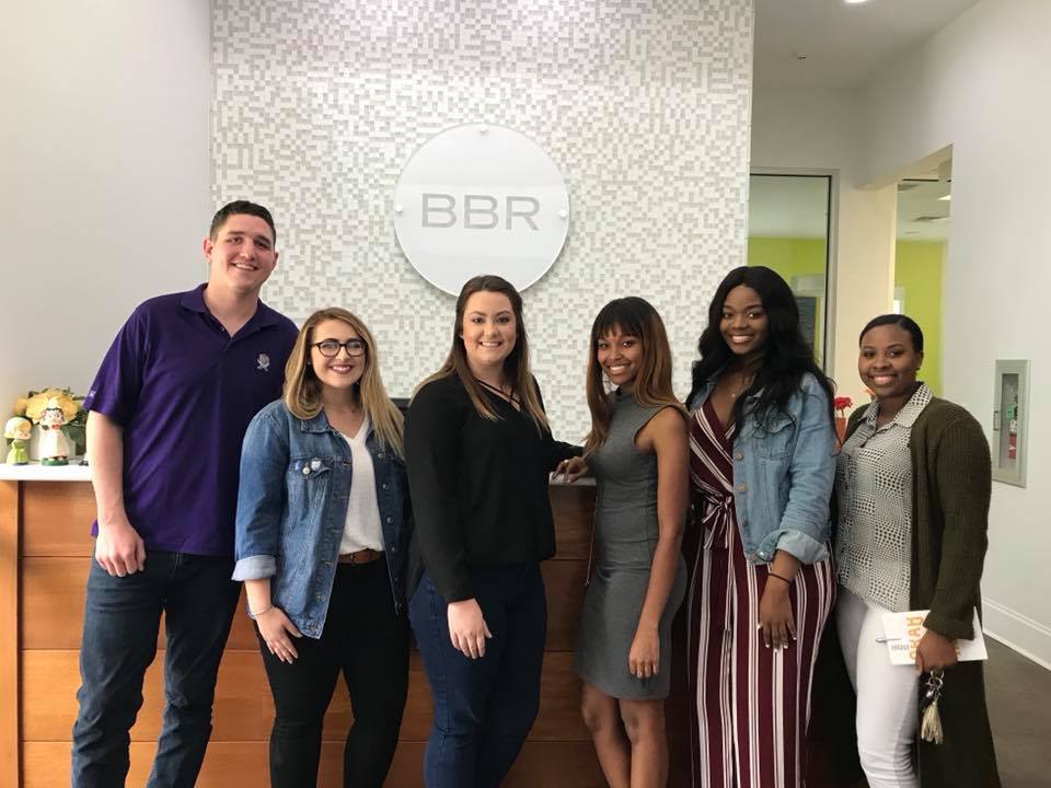 ULPRSSA's tweet photo. Thank you, @bbrcreative ! We couldn’t have asked for a better visit! Thank you for all of the insight 📝&amp; just a heads up... they're currently accepting applications for internships! We 10/10 recommend --> https://t.co/pFEG7Qgvyw https://t.co/aIVnMqYzKK