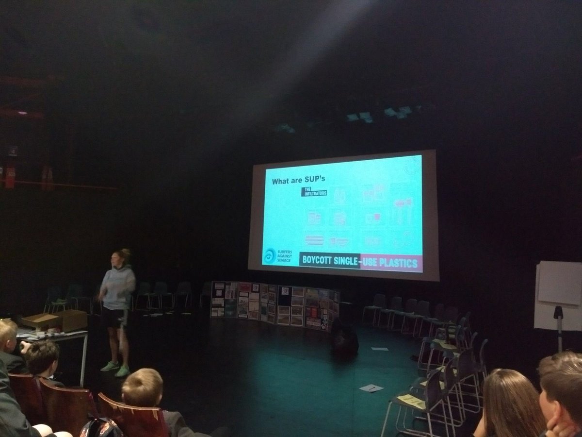 MedinaCollege's tweet photo. Miss Dewey giving an assembly to Yr7 about plastic usage and what we can do to protect our planet. #thisismedina #iowsurfersagainstsewage #surfersagainstsewage #plasticfreeschools #avoidableplastics https://t.co/L7fHKIqZEy