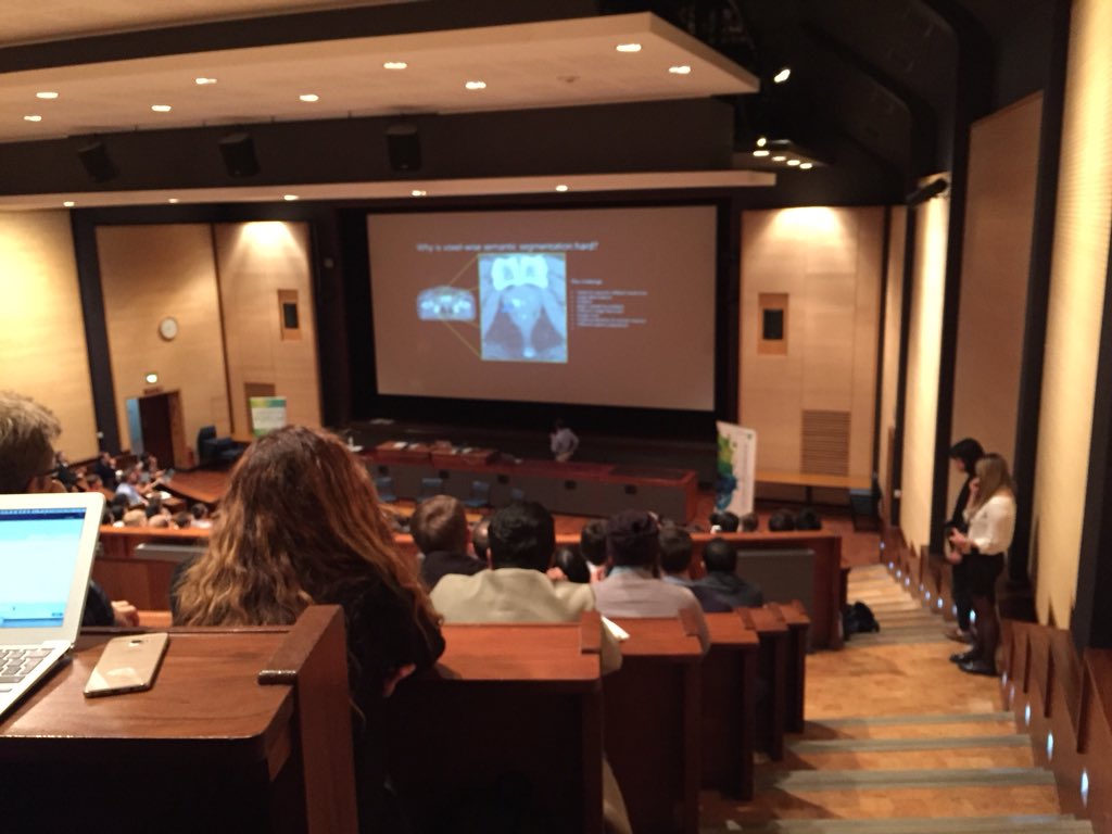IF_Cambridge's tweet photo. First up: Antonio Criminisi @MSFTResearchCam @MSFTResearch talking about the power of #MachineLeaning learning in the context of the analysis of #radiology images #IFMachineLearning @Innovation_F https://t.co/NIDFYfwcAj