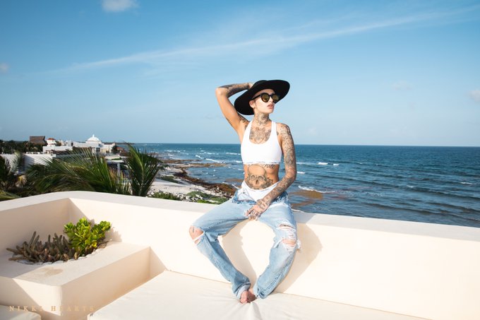 Back from Mexico with this babe. I'll miss the view, but I'm ready to get back to work with a clear mind