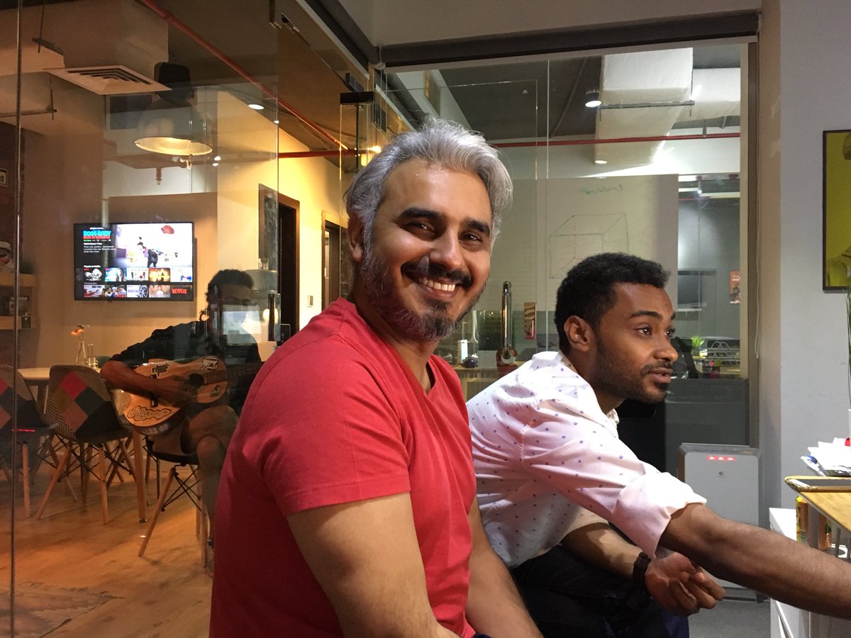 BadersShow's tweet photo. #بث_بدر_الاسبوعي حالياً على القناة 🎙 https://t.co/wZ67Qc6VTp